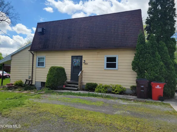 203 E High St, Ada, OH 45810