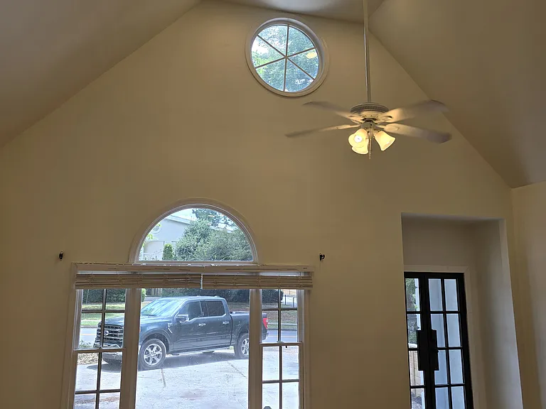 2214 Lenox Rd NE — Photo 5