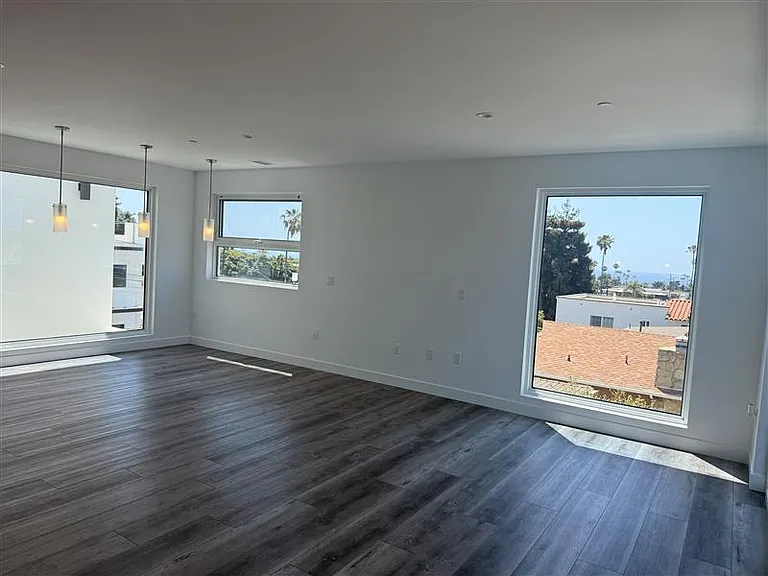 Casa Pacifica — Photo 94