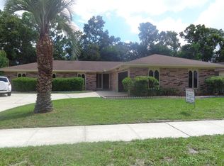 3225 Sabal Palm Dr, Jacksonville, FL 32277