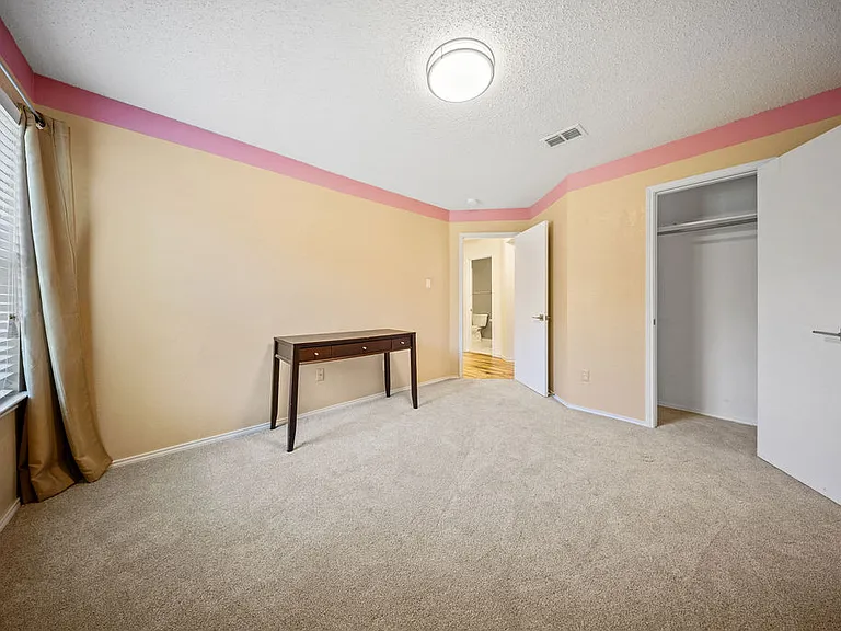 1444 Atkins St — Photo 23