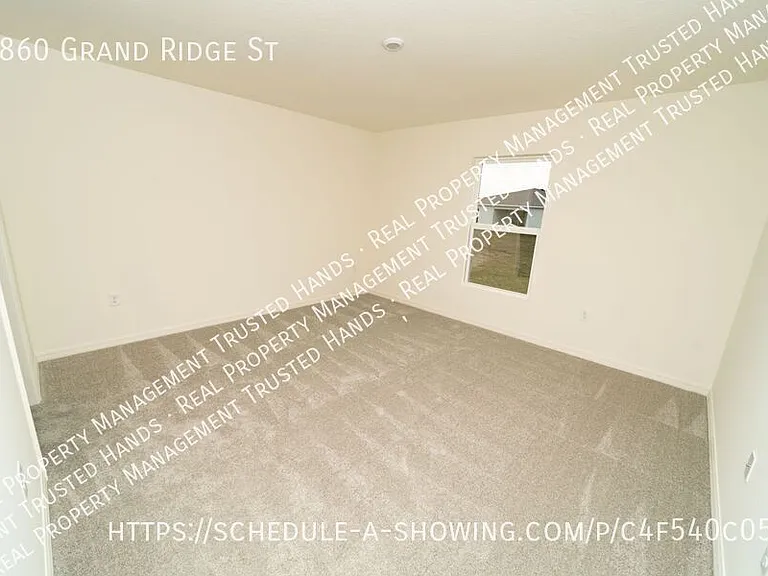 1860 Grand Rdg — Photo 15