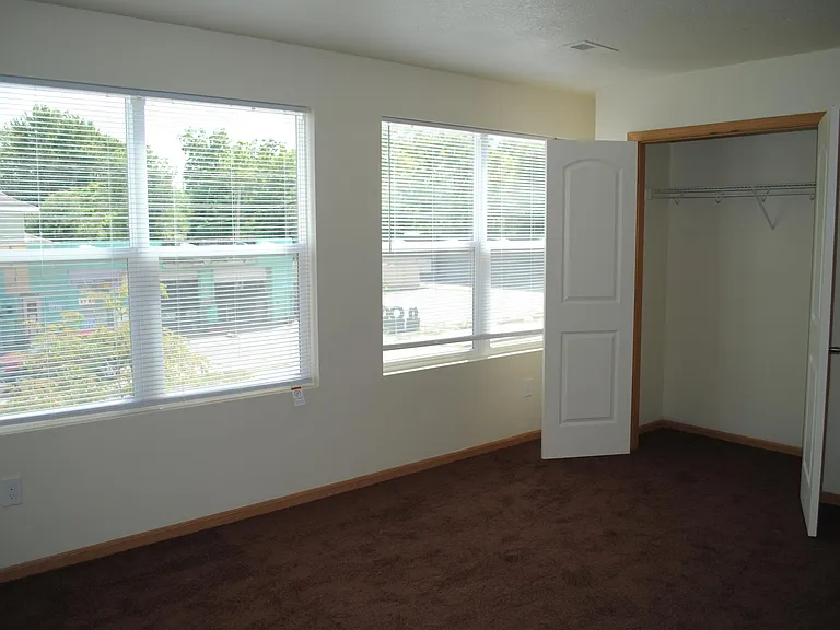 2201 Forest Ave #1 — Photo 10