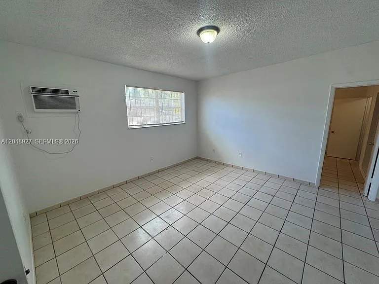 1236 NW 33rd Ave #1 — Photo 11