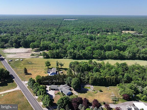 4th image of Tuckahoe Rd