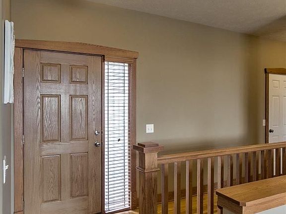 3rd image of 17007 Palisades Dr