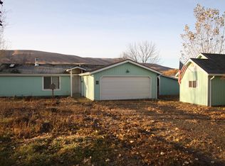 22590 Ahtanum Rd, Yakima, WA 98903