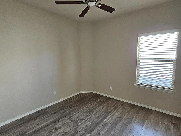 2217 Furtherpoint Pl — Photo 21