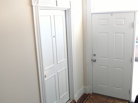 3rd image of 803 N 23rd St APT 1