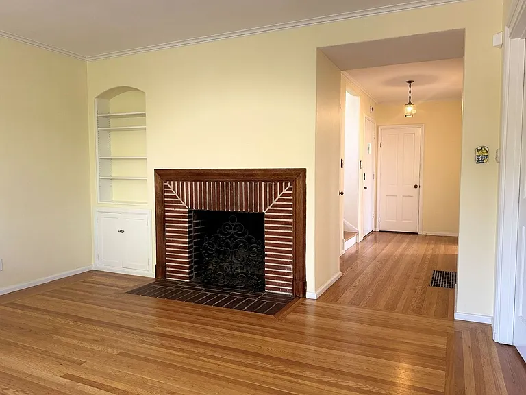 1759 Spruce St — Photo 41