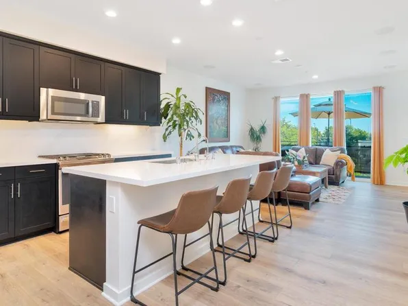 6108 Colt Pl #103, Carlsbad, CA 92009