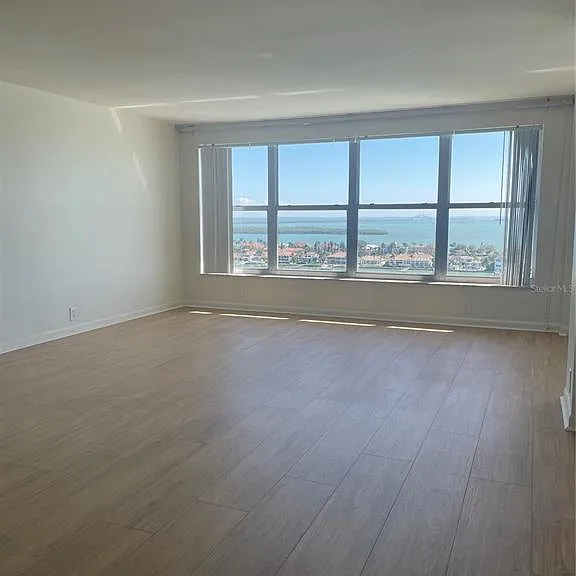 5200 Brittany Dr S #1804 — Photo 10