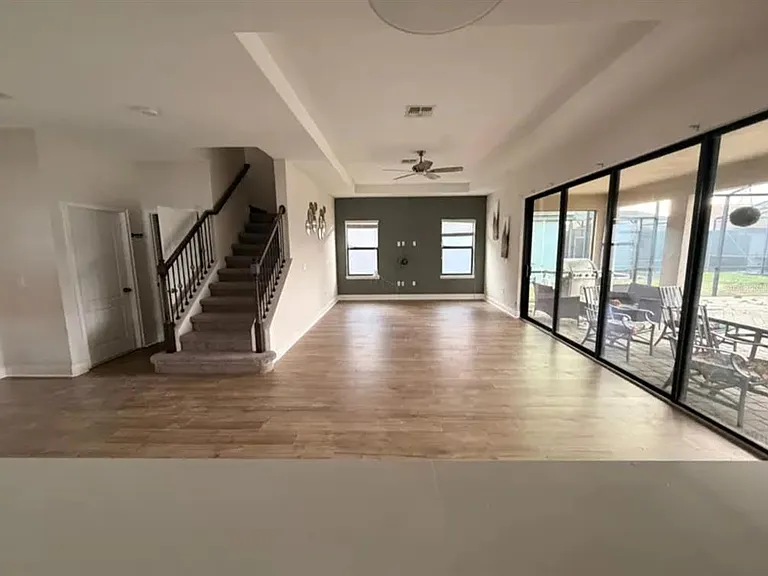 187 Brookes Pl — Photo 5