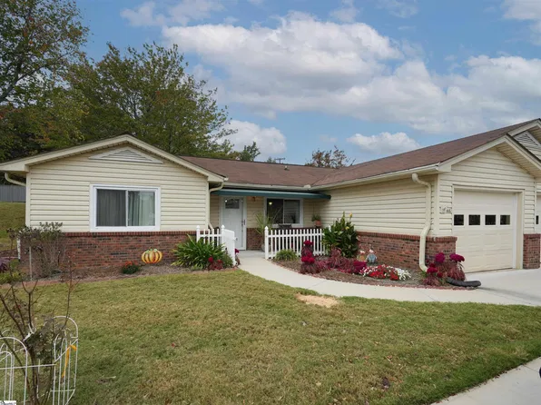 416 Lakeside Cir, Greenville, SC 29615