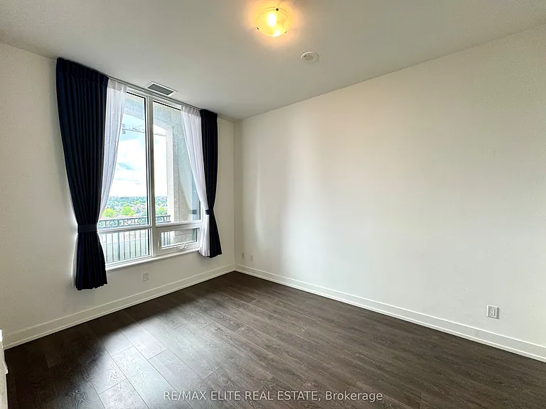 268 Buchanan Dr #915W — Photo 7