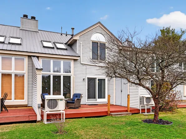 36 Meadowbrook Drive #2, Gorham, ME 04038