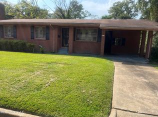 2215 Margaret Walker Alexander Dr, Jackson, MS 39213