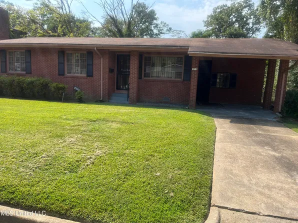 2215 Margaret Walker Alexander Dr, Jackson, MS 39213