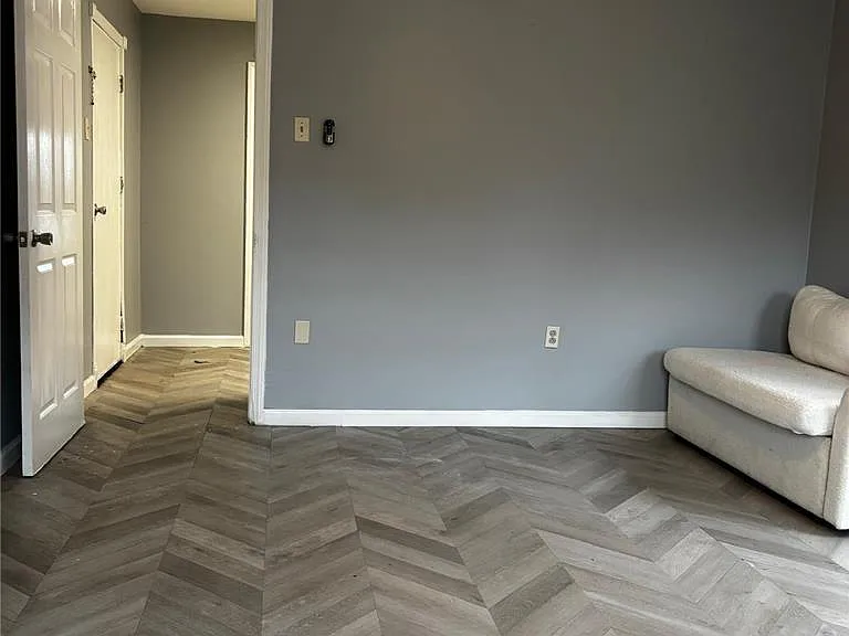 412 Oak St #1 — Photo 9