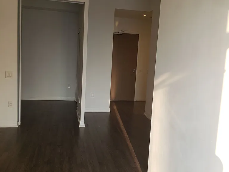 251 Jarvis St #4208 — Photo 7