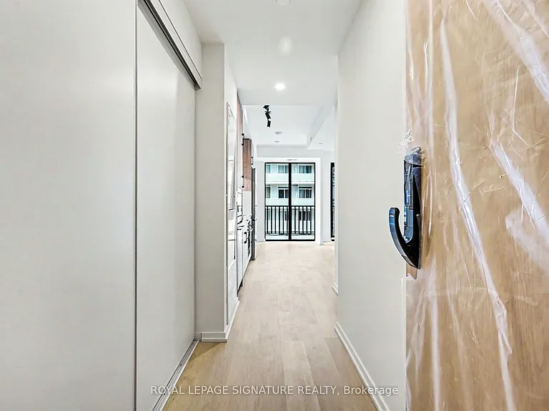 109 Erskine Ave #1111 — Photo 38