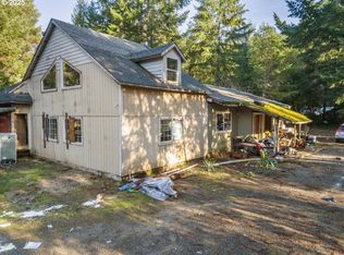 571 Briar Ln, Selma, OR 97538