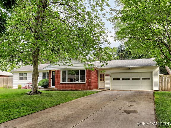 2nd image of 1243 Marlene St