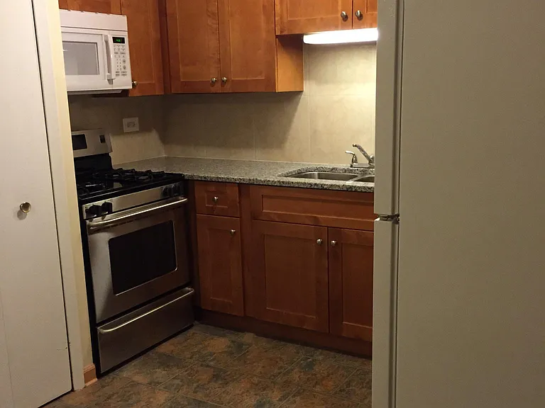 4709 Yender Ave #1C — Photo 3