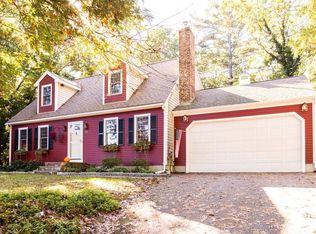 44 River Rd, Marion, MA 02738