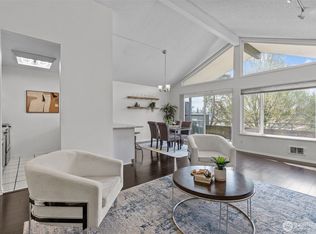 7924 212th St SW APT 307, Edmonds, WA