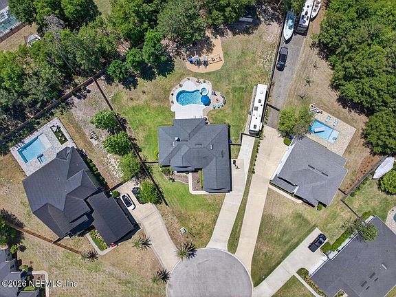 4th image of 217 S SHADOWWOOD Drive