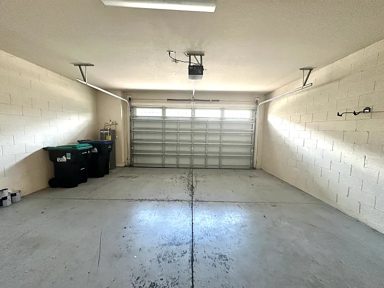 9980 Eagle Creek Center Blvd — Photo 15