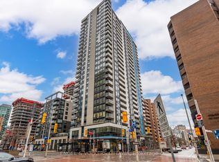 340 Queen St #2104, Ottawa, ON K1R 5A5