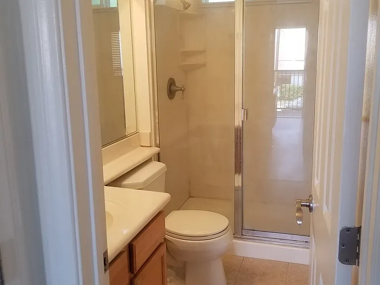 6101 Adelaide Ave #114 — Photo 12