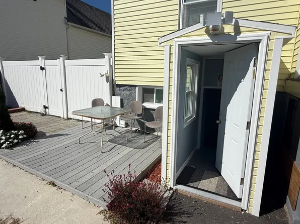 28 Albertina St #B, Quincy, MA 02169