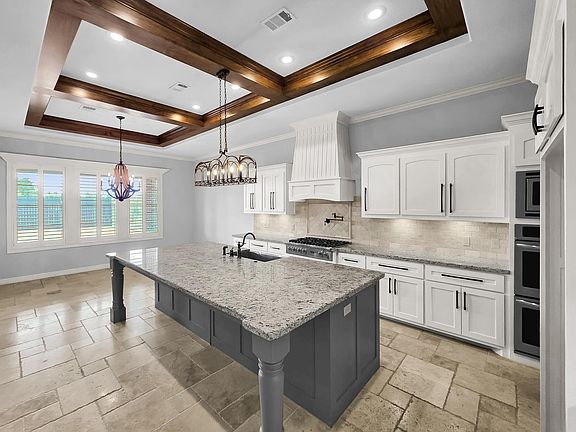 3rd image of 302 Spring Brook Ct
