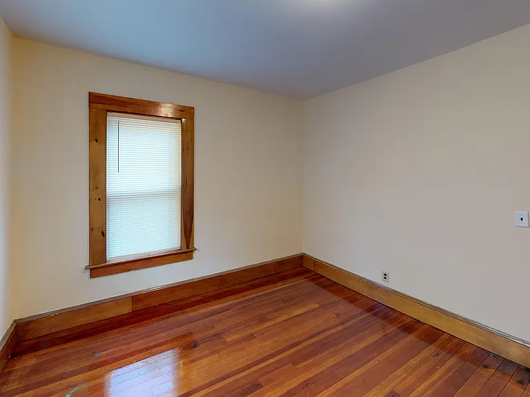 250 Forest Ave #1 — Photo 6