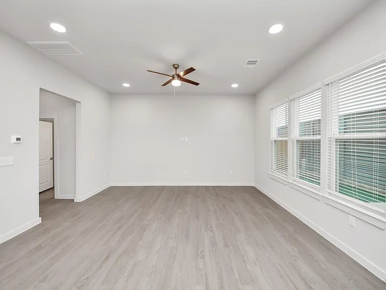 7318 Hadley Meadow Ln — Photo 21