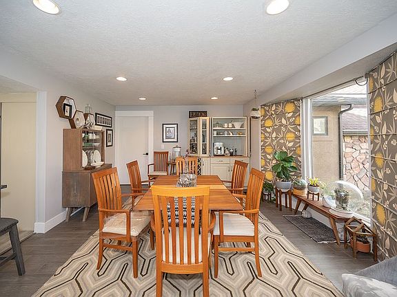 Main Floor Dining