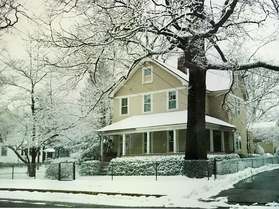 1st image of 96 Jefferson Ave