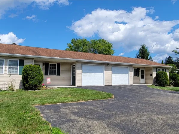 210 Cherry Ln, Somerset, PA 15501