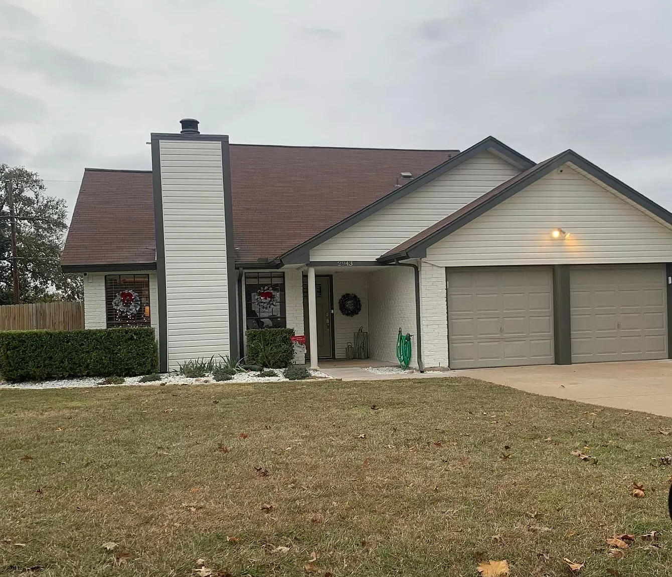 3 bed, 1423 sqft, $2,700 — Photo 1