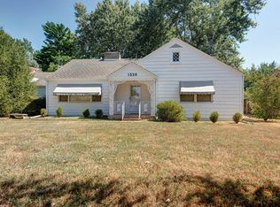1530 S Delaware Avenue, Springfield, MO 65804