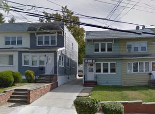24712 43rd Ave #1, Little Neck, NY 11363