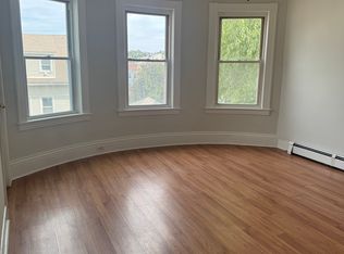 91 Prospect St #2, Worcester, MA 01605