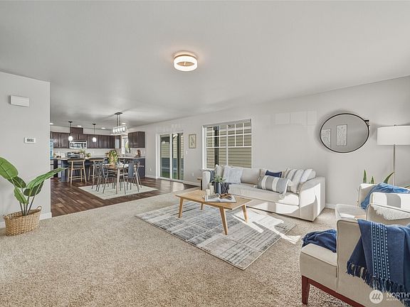 3rd image of 2200 Greenview Circle #17