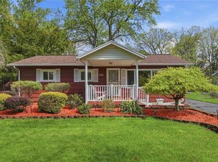 336 Hollybrook Rd, Rochester, NY 14623