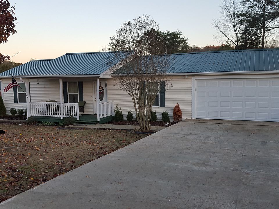 2nd image of 116 Helton Dr