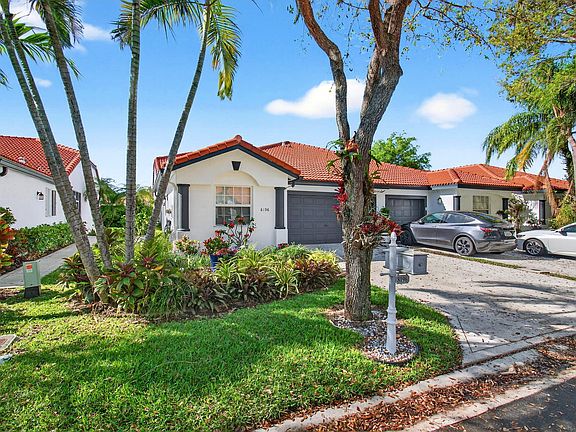 2nd image of 8196 Vía Di Veneto