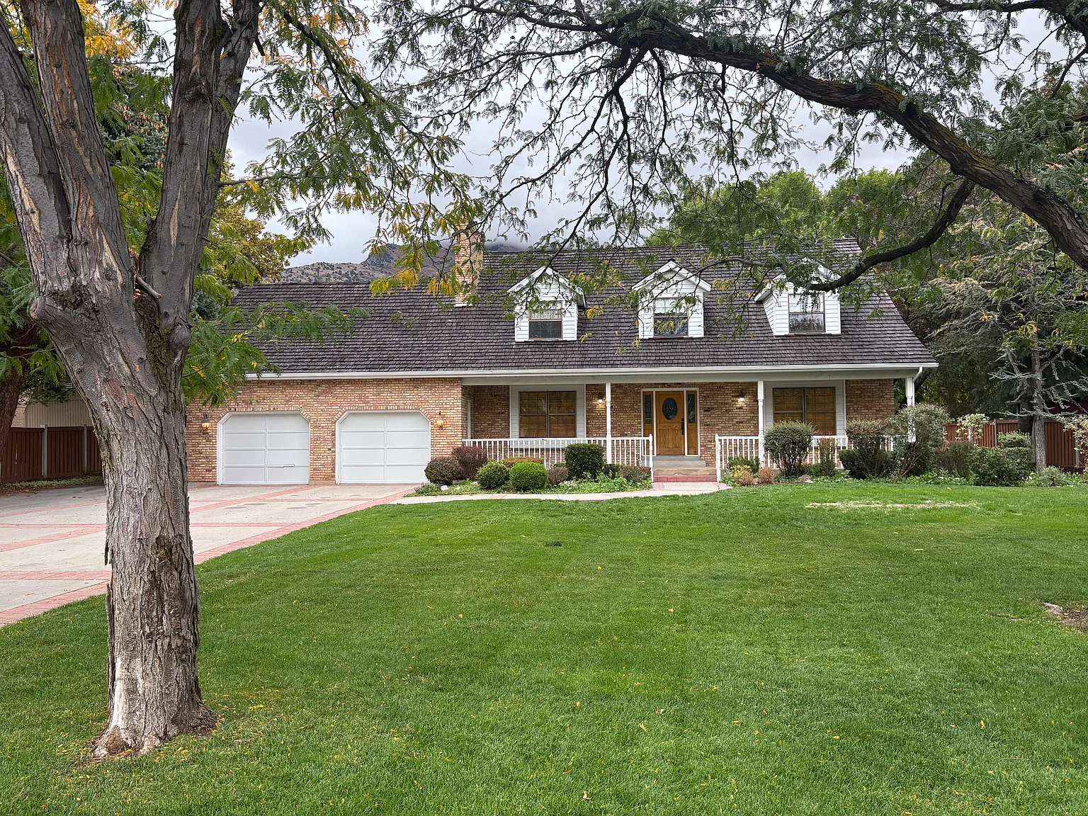 6 bed, 3.5 bath, 6500 sqft, $4,100 — Photo 3